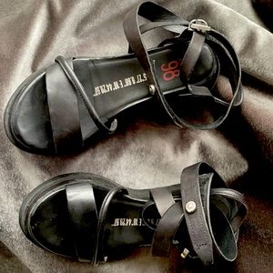 A.S. 98 LABO SANDALS IN BLACK SIZE 7
